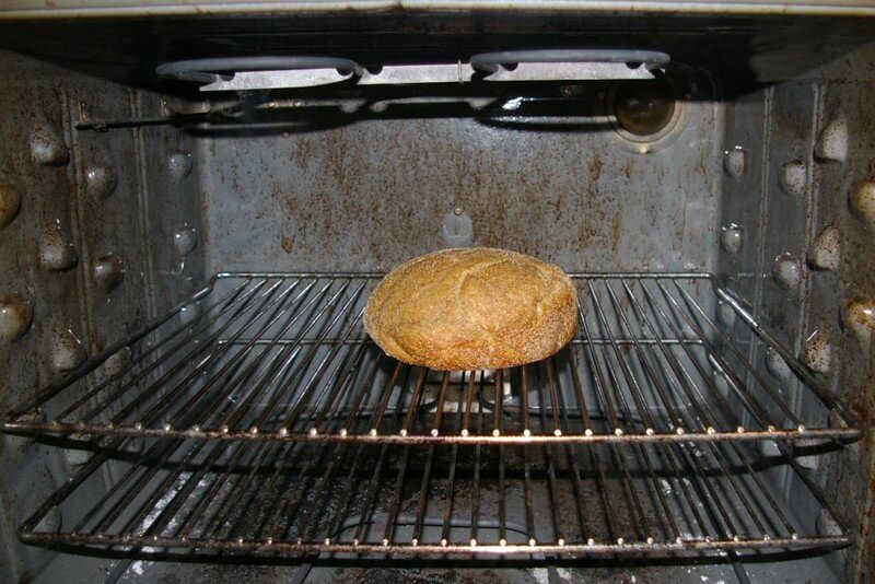 Oven Cleaning is Important in a Deep Clean